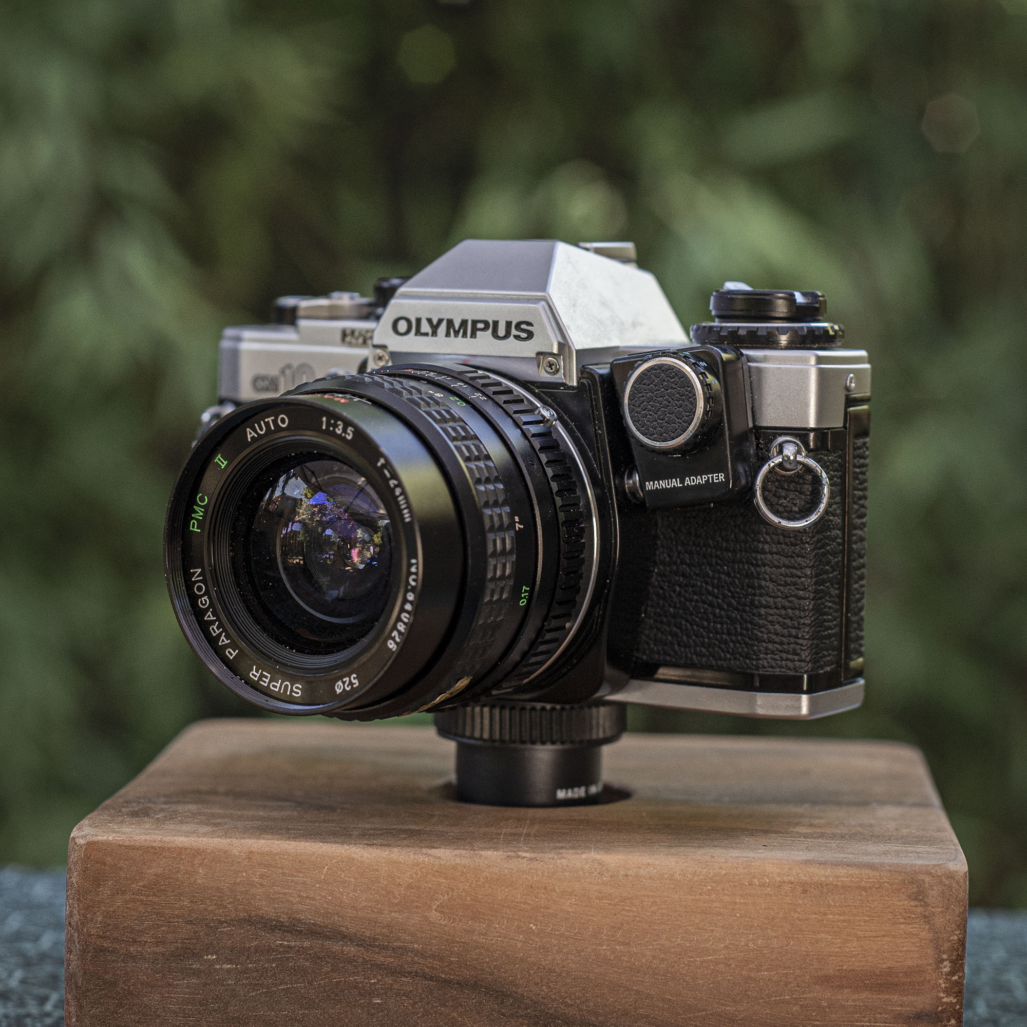 Olympus OM10 : A compact entry level camera — Flogging English